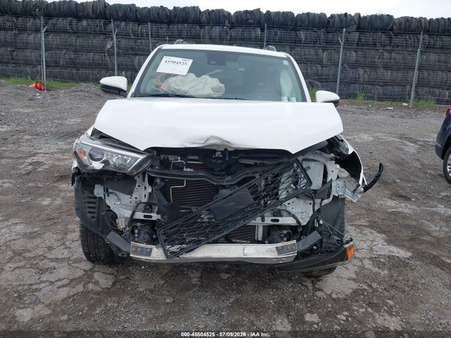 JTEMU5JR8M5958940 Toyota 4RUNNER SR5