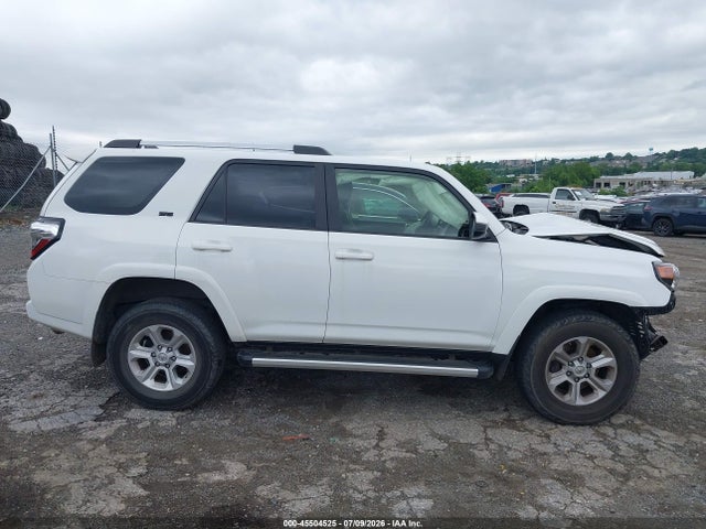 JTEMU5JR8M5958940 Toyota 4RUNNER SR5