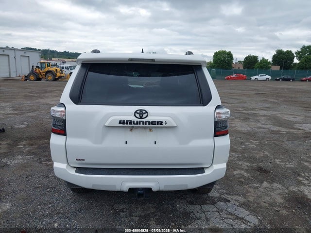 JTEMU5JR8M5958940 Toyota 4RUNNER SR5