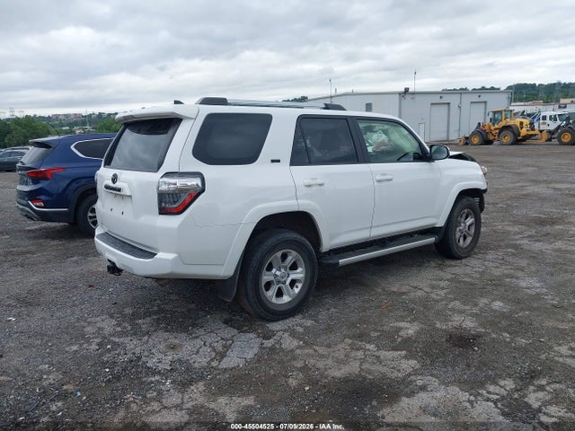 JTEMU5JR8M5958940 Toyota 4RUNNER SR5
