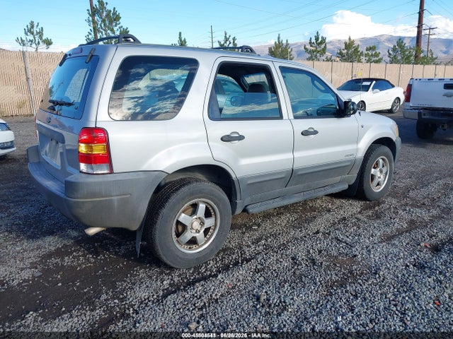 45504541 :رقم المزاد ، 1FMYU02102KC83371 vin ، 2002 Ford Escape Xls مزاد بيع