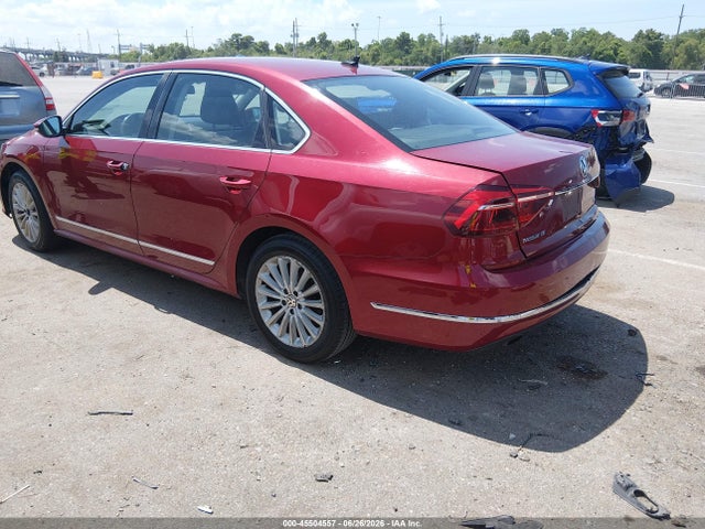 1VWBT7A34HC026125 Volkswagen Passat 1.8t Se