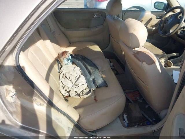 45504581 :رقم المزاد ، 1YVGF22C715243187 vin ، 2001 Mazda 626 Es/lx مزاد بيع
