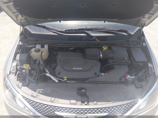 45504604 :رقم المزاد ، 2C4RC1BG4HR803507 vin ، 2017 Chrysler Pacifica Touring-l مزاد بيع