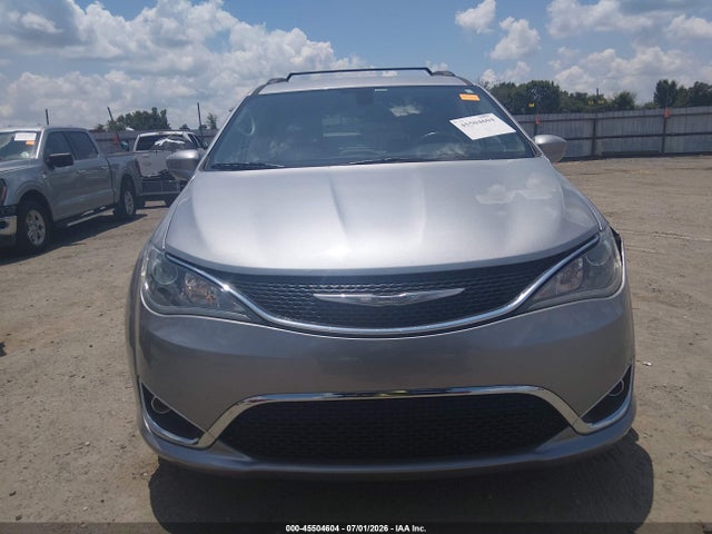 45504604 :رقم المزاد ، 2C4RC1BG4HR803507 vin ، 2017 Chrysler Pacifica Touring-l مزاد بيع