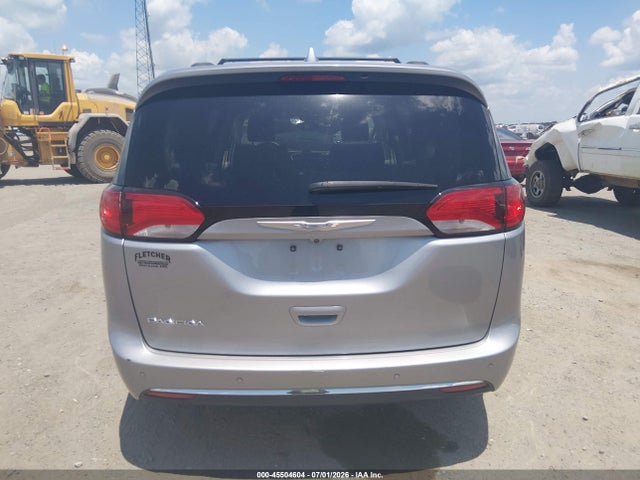 45504604 :رقم المزاد ، 2C4RC1BG4HR803507 vin ، 2017 Chrysler Pacifica Touring-l مزاد بيع