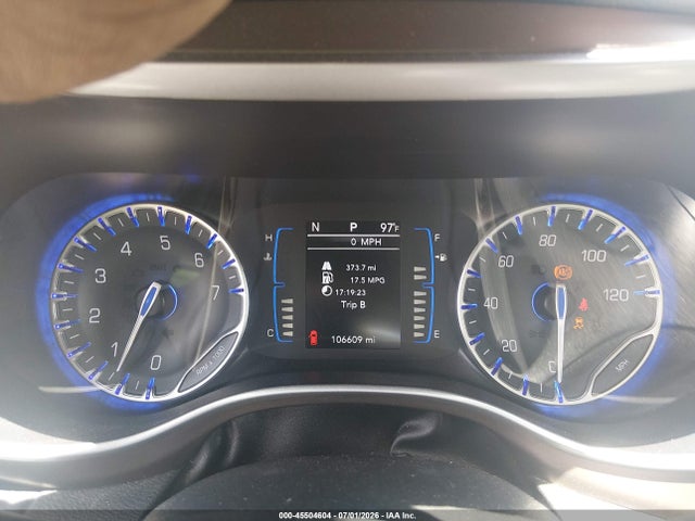 45504604 :رقم المزاد ، 2C4RC1BG4HR803507 vin ، 2017 Chrysler Pacifica Touring-l مزاد بيع