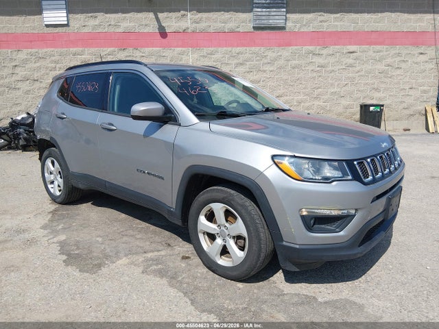 2020 Jeep Compass Latitude 4x4 მანქანა იყიდება აუქციონზე, vin: 3C4NJDBB4LT205000, აუქციონის ნომერი: 45504623