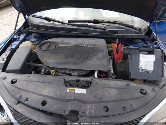 45504632 :رقم المزاد ، 1C3CCCAGXFN730970 vin ، 2015 Chrysler 200 Limited مزاد بيع
