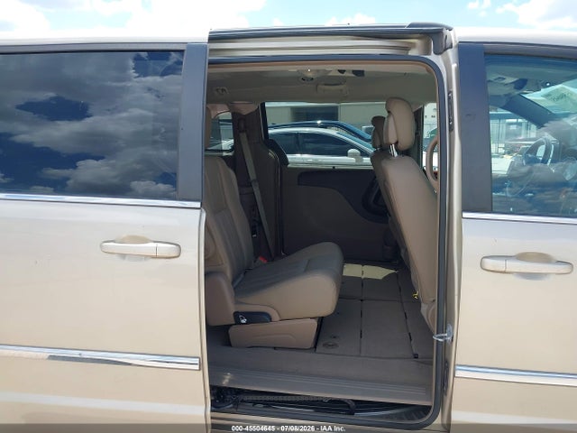 45504645 :رقم المزاد ، 2C4RC1BG6GR240247 vin ، 2016 Chrysler Town & Country Touring مزاد بيع