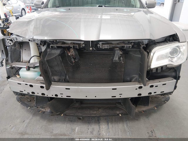 45504650 :رقم المزاد ، 2C3CCAAG8JH280208 vin ، 2018 Chrysler 300 Touring L مزاد بيع