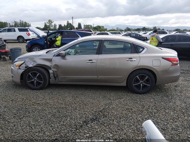 1N4AL3AP5EC321228 Nissan Altima 2.5 S