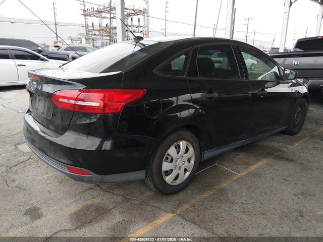 1FADP3E22HL325211 Ford FOCUS S