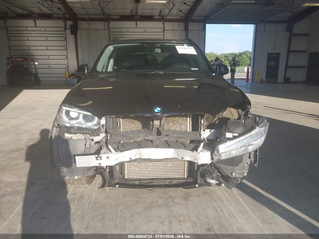 2015 Bmw X5 Xdrive35i მანქანა იყიდება აუქციონზე, vin: 5UXKR0C52F0P17982, აუქციონის ნომერი: 45504733