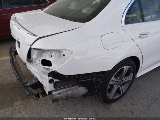 Mercedes-Benz E 350 2020 W1KZF8DB2LA762721 Image 18