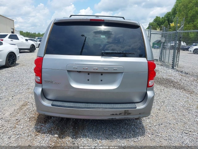 2C4RDGBG2KR806106 Dodge Grand Caravan Se 35th Anniversary Edition
