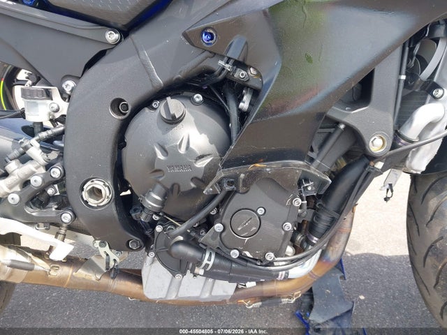 Yamaha YZFR6 2020 JYARJ28E9LA006762 Image 8