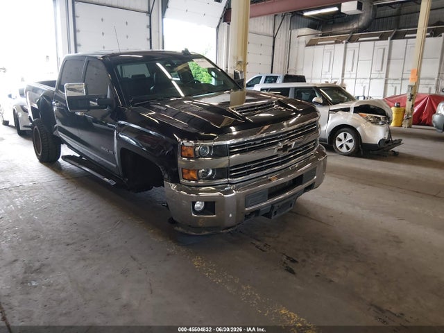 2018 Chevrolet Silverado 2500hd Ltz მანქანა იყიდება აუქციონზე, vin: 1GC1KWEY4JF230560, აუქციონის ნომერი: 45504832