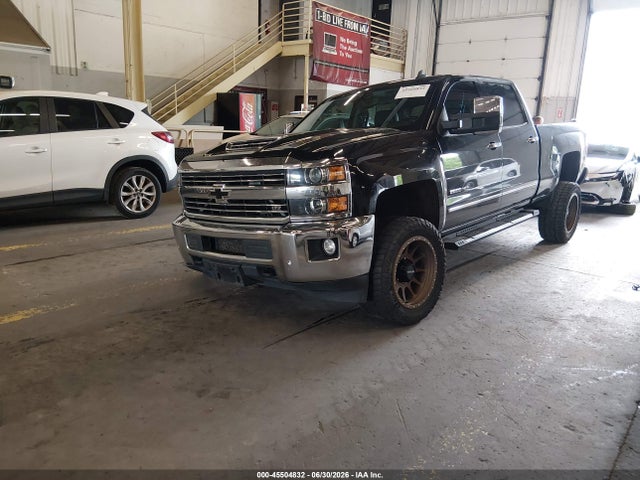 2018 Chevrolet Silverado 2500hd Ltz მანქანა იყიდება აუქციონზე, vin: 1GC1KWEY4JF230560, აუქციონის ნომერი: 45504832
