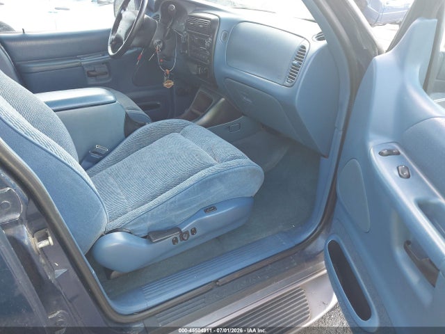 1997 Ford Explorer Eddie Bauer/limited/xl/xlt მანქანა იყიდება აუქციონზე, vin: 1FMDU34E5VUA11441, აუქციონის ნომერი: 45504911