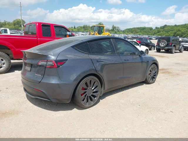 7SAYGDEF8NF546205 Tesla Model Y Performance Dual Motor All-wheel Drive