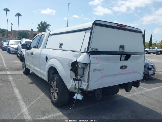 45504933 :رقم المزاد ، 1FTEX1CG5FKD50706 vin ، 2015 Ford F-150 Lariat/xl/xlt مزاد بيع