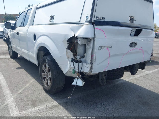 45504933 :رقم المزاد ، 1FTEX1CG5FKD50706 vin ، 2015 Ford F-150 Lariat/xl/xlt مزاد بيع