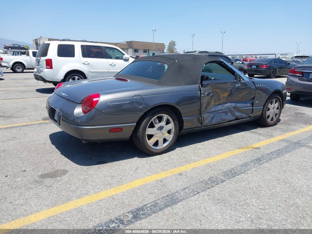 45504936 :رقم المزاد ، 1FAHP60AX3Y112858 vin ، 2003 Ford Thunderbird مزاد بيع