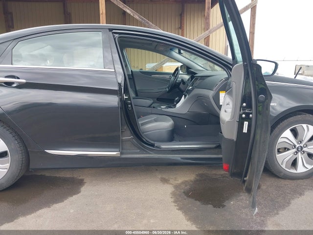 Hyundai SONATA HYBRID 2014 KMHEC4A48EA111298 Image 5