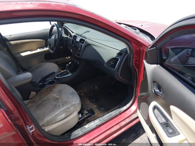 Продажа на аукционе авто 2014 Chrysler 200 Lx, vin: 1C3CCBAB6EN206289, номер лота: 45505012
