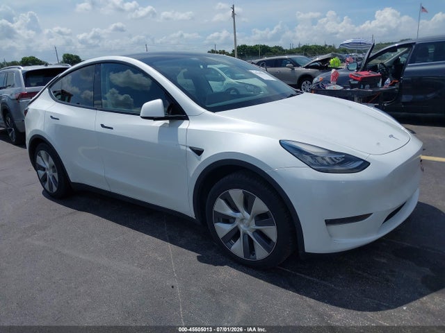Tesla Model Y Performance Dual Motor All-wheel Drive 2023 7SAYGDEF6PA049086 main image