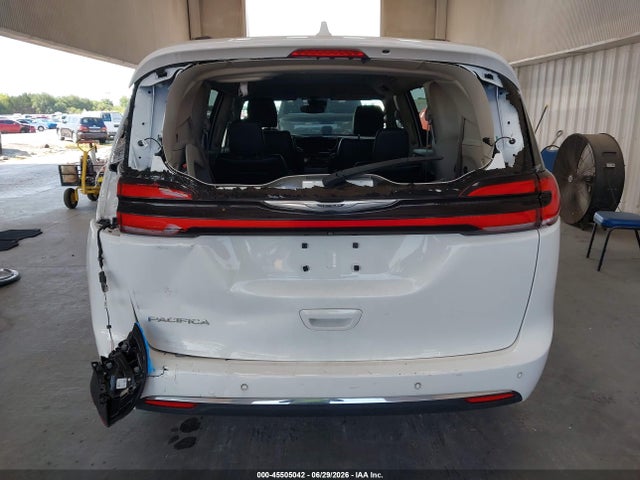 2022 Chrysler Pacifica Touring L მანქანა იყიდება აუქციონზე, vin: 2C4RC1BG4NR155677, აუქციონის ნომერი: 45505042
