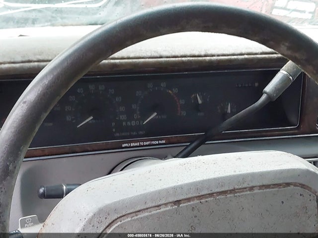 1992 Buick Roadmaster მანქანა იყიდება აუქციონზე, vin: 1G4BN5377NR440652, აუქციონის ნომერი: 45505174