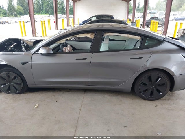 5YJ3E1EA9TF136137 Tesla Model 3 Premium Rear-wheel Drive/rear-wheel Drive