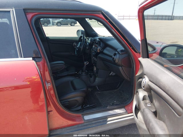 45505205 :رقم المزاد ، WMWXS5C54FT827890 vin ، 2015 Mini Hardtop Cooper مزاد بيع