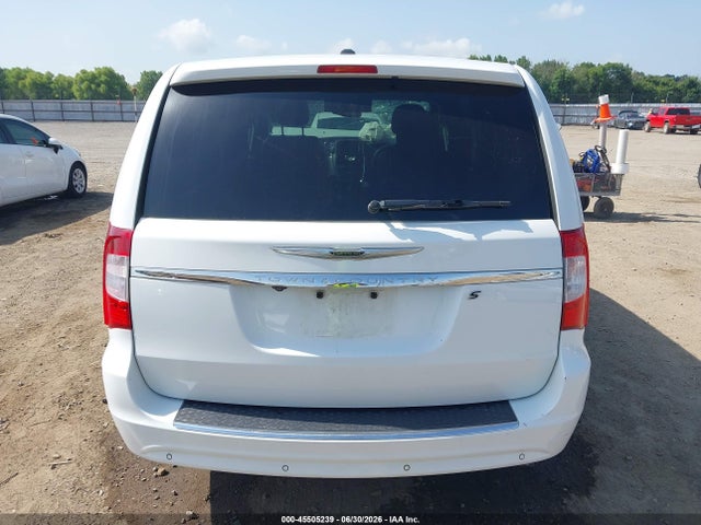 Auction sale of the 2014 Chrysler Town & Country S, vin: 2C4RC1HG3ER225239, lot number: 45505239