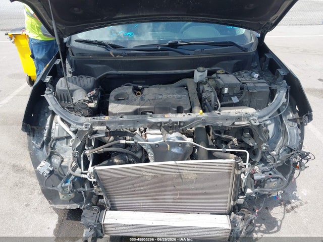2GNAXJEV2J6150072 Chevrolet EQUINOX LT