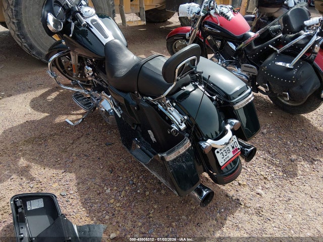 Harley-Davidson Flhx Street Glide 2014 1HD1KBM10EB655783 Image 3