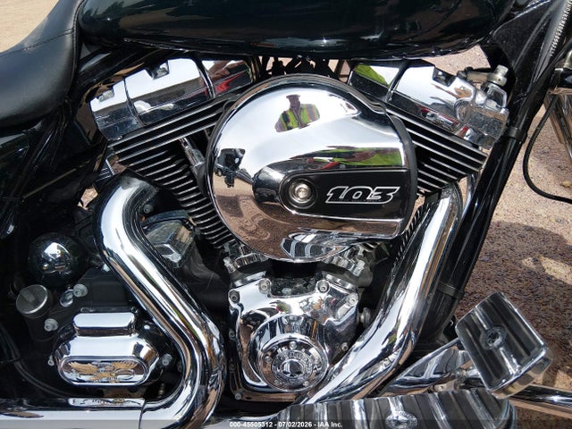 Harley-Davidson Flhx Street Glide 2014 1HD1KBM10EB655783 Image 8
