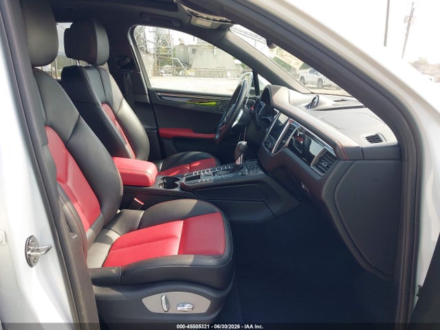 Porsche Macan Sport Edition 2018 WP1AA2A52JLB23434 Image 5