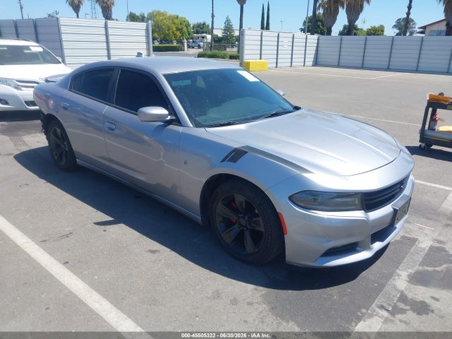 2016 2C3CDXHG6GH178999 main image