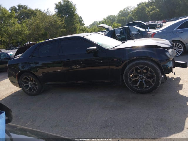 Продаж на аукціоні авто 2015 Chrysler 300 300s, vin: 2C3CCABG9FH829632, номер лоту: 45505356