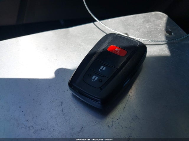 Toyota Prius Three 2017 JTDKARFU9H3049423 Image 11