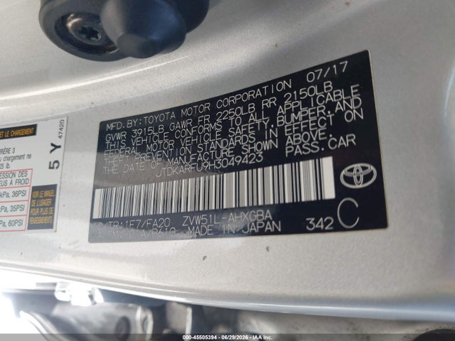Toyota Prius Three 2017 JTDKARFU9H3049423 Image 9