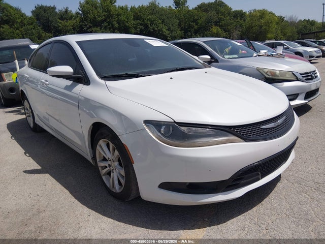 Продаж на аукціоні авто 2015 Chrysler 200 S, vin: 1C3CCCbg9fn722163, номер лоту: 45505396