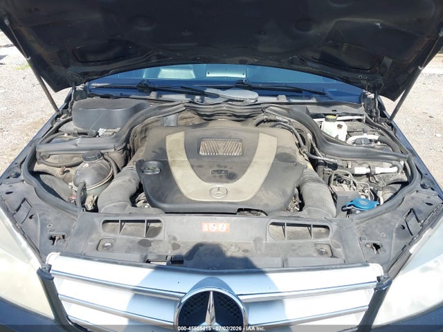 45505415 :رقم المزاد ، WDDGF81XX9F331272 vin ، 2009 Mercedes-benz C 300 Luxury 4matic/sport 4matic مزاد بيع