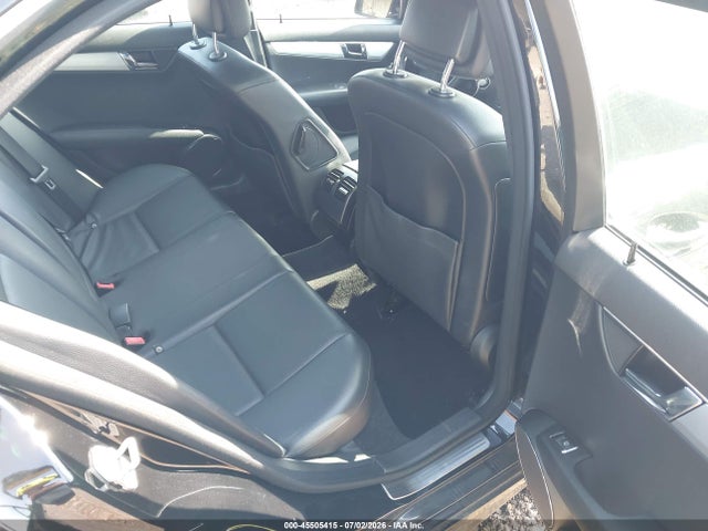 45505415 :رقم المزاد ، WDDGF81XX9F331272 vin ، 2009 Mercedes-benz C 300 Luxury 4matic/sport 4matic مزاد بيع
