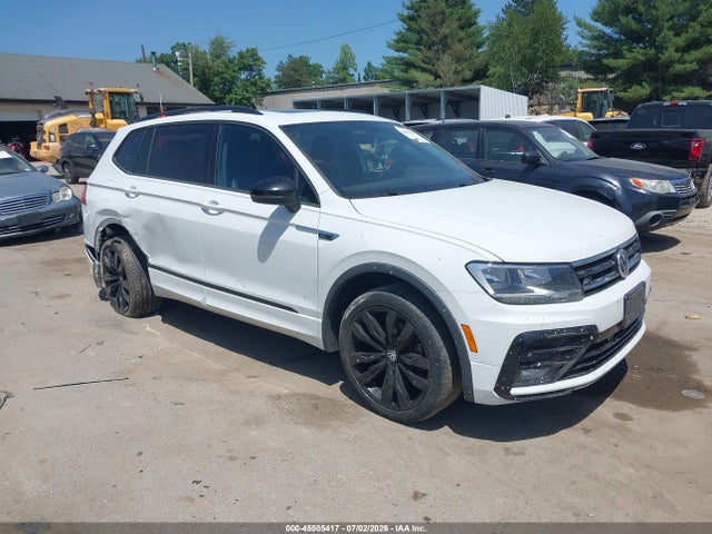 2021 Volkswagen Tiguan 2.0t Se/2.0t Se R-line Black/2.0t Sel მანქანა იყიდება აუქციონზე, vin: 3VV2B7AX1MM051132, აუქციონის ნომერი: 45505417