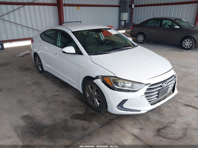 5NPD84LF3JH218651 Hyundai ELANTRA SEL