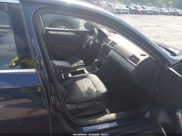 Продажа на аукционе авто 2012 Volkswagen Passat 2.5l Se, vin: 1VWBP7A38CC052238, номер лота: 45505452